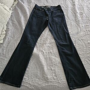 Levis Women Jeans